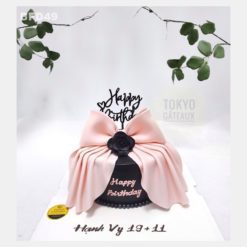 Bánh sinh nhật Black Pink