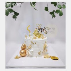 Bánh sinh nhật Vương Miện Vàng