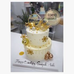 Bánh sinh nhật Vương Miện Vàng