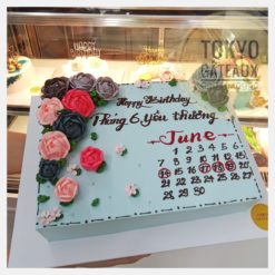 Bánh sinh nhật cuốn lịch vuông