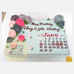 Bánh sinh nhật cuốn lịch vuông