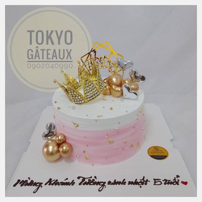 Bánh sinh nhật Vương miện hồng baby