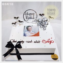 Bánh sinh nhật Trái tim bạc hiện đại