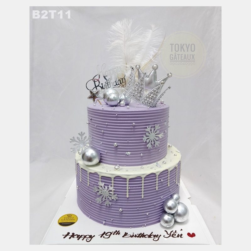 Bánh Sinh Nhật Nữ Hoàng Màu Hồng