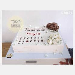 Bánh sinh nhật Hoa kem cuốn lịch