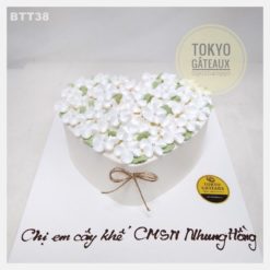 Bánh sinh nhật Trái tim hoa nhí
