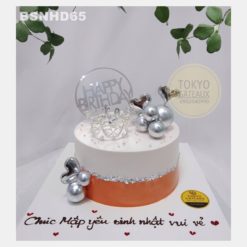 Bánh sinh nhật Vương Miện Nhỏ