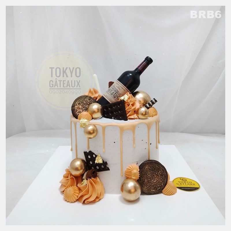 Bánh sinh nhật Wine drip cake