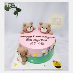 Bánh sinh nhật Gấu Nhỏ
