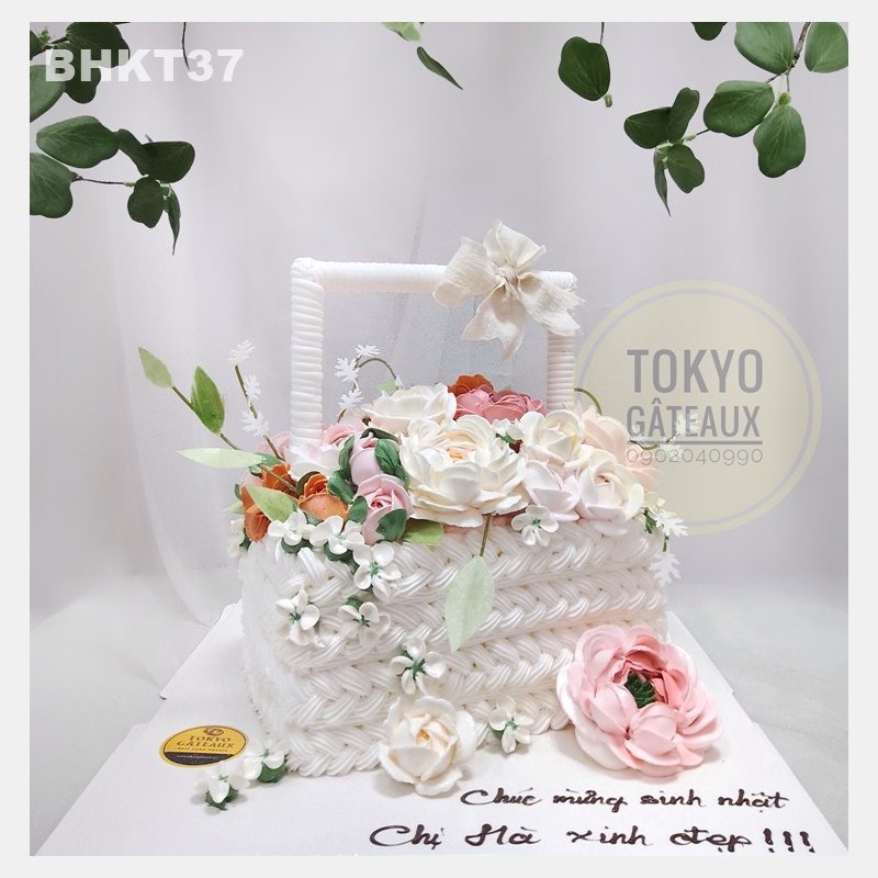 Bánh sinh nhật Lẵng Hoa Xinh