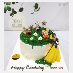 Bánh sinh nhật Bạch Tuyết