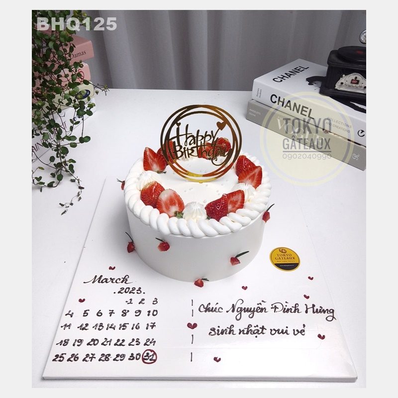 Bánh sinh nhật Dâu Lịch