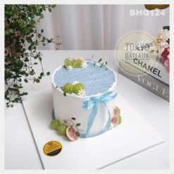 Bánh sinh nhật Into The River