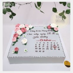 Bánh sinh nhật Cuốn Lịch Vuông