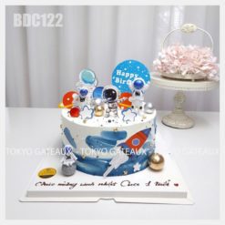 Bánh sinh nhật Phi Hành gia