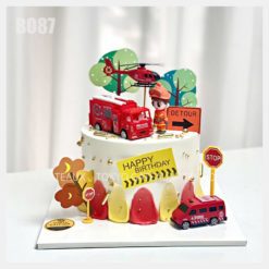 Bánh sinh nhật Trạm Cứu Hỏa