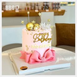 Bánh sinh nhật Nơ Hồng